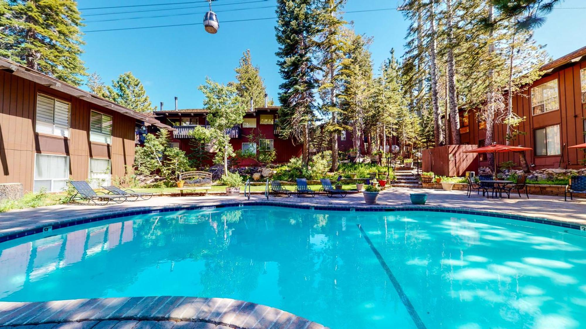 Mammoth Estates #113